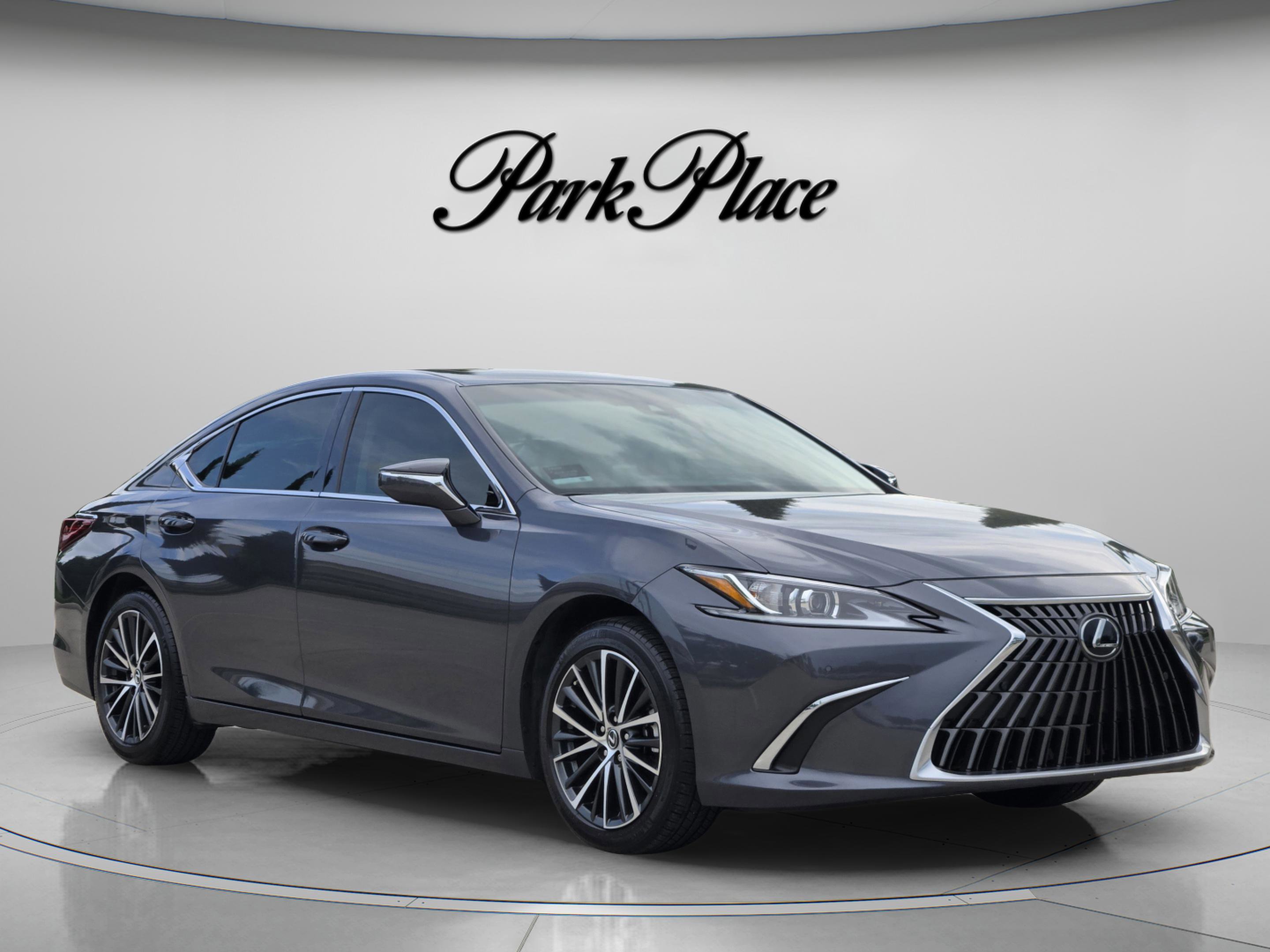 Used 2025 Lexus ES 350 Premium w/ Premium Package FWD image 7