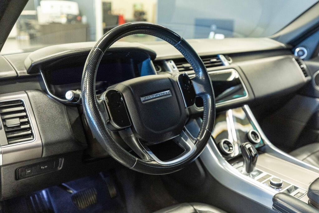 Used 2019 Land Rover Range Rover Sport HSE image 13