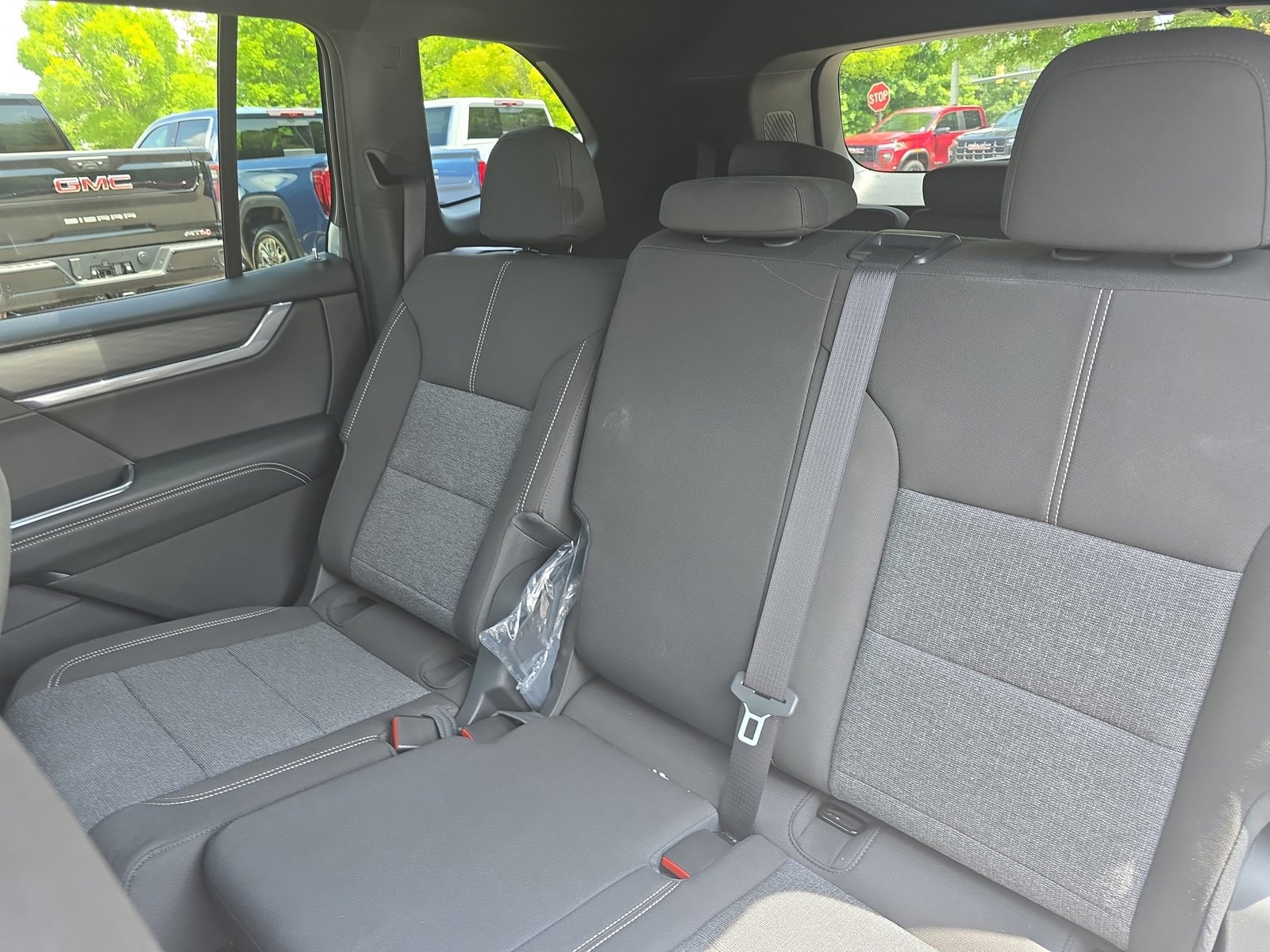 New 2025 GMC Acadia Elevation image 14