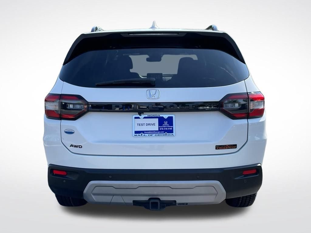 Certified 2024 Honda Pilot TrailSport image 5