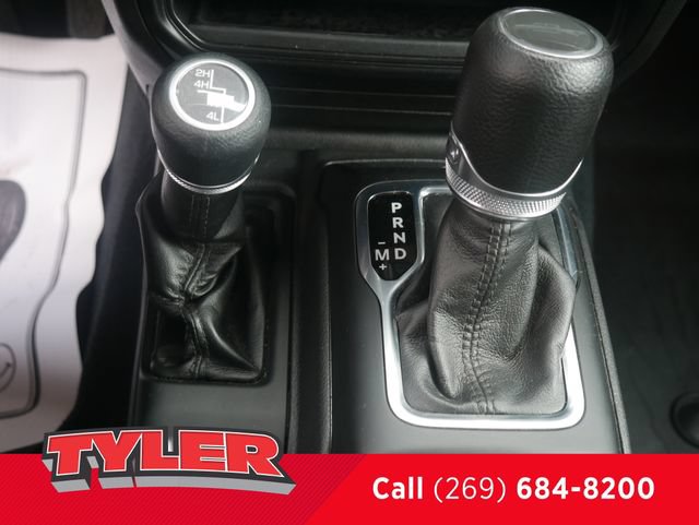 Certified 2022 Jeep Gladiator Sport AWD/4WD image 35