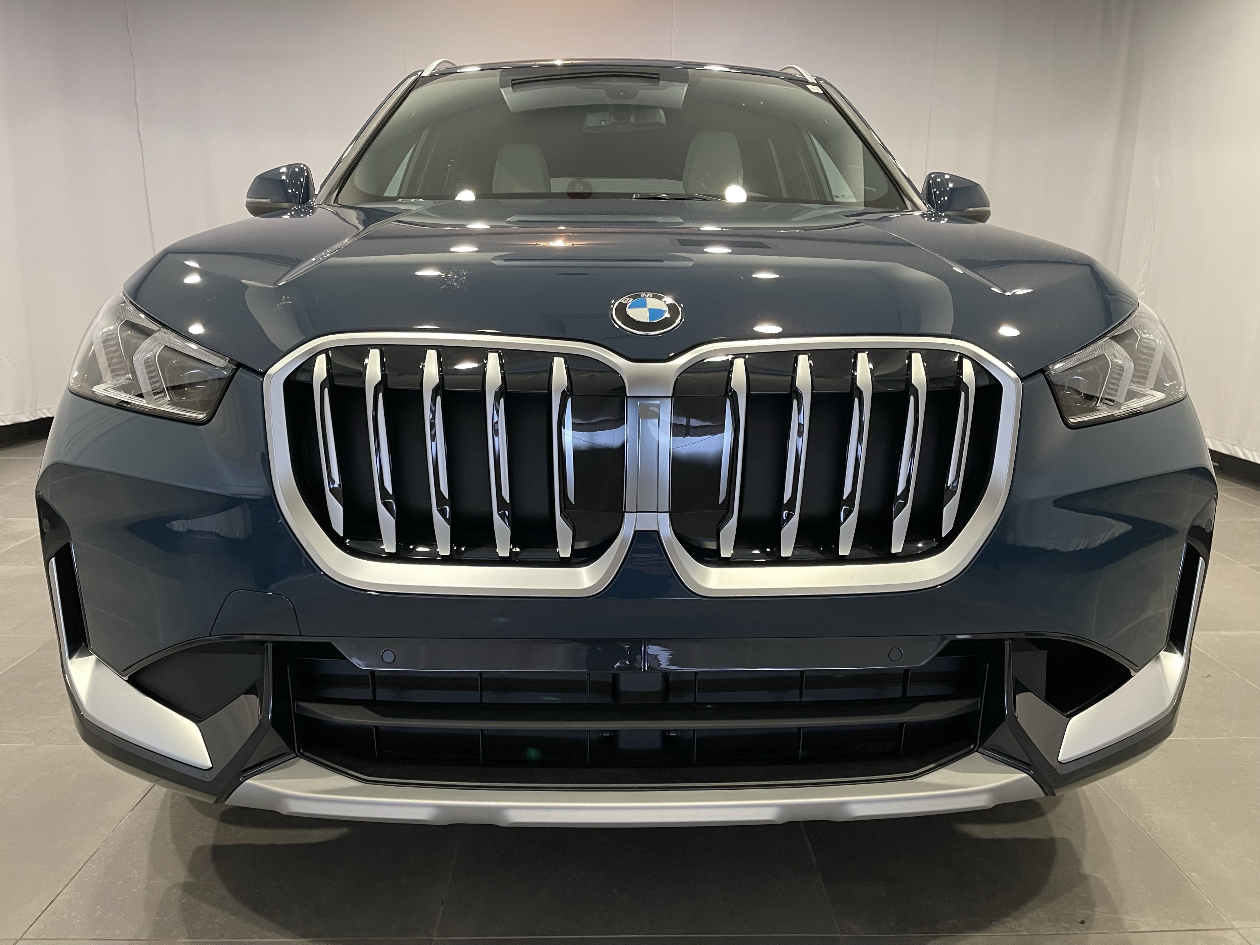 New 2026 BMW X1 xDrive28i w/ Convenience Package AWD/4WD video 2