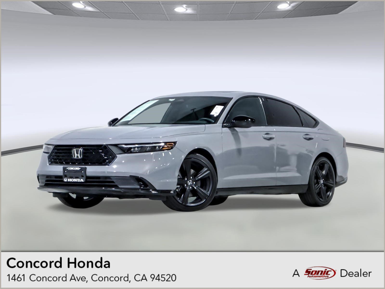 Used 2025 Honda Accord Sport image 1
