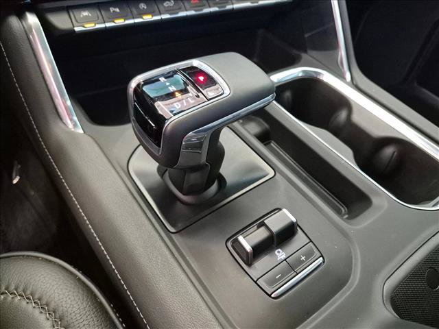 Used 2025 GMC Sierra 1500 Denali AWD/4WD image 14