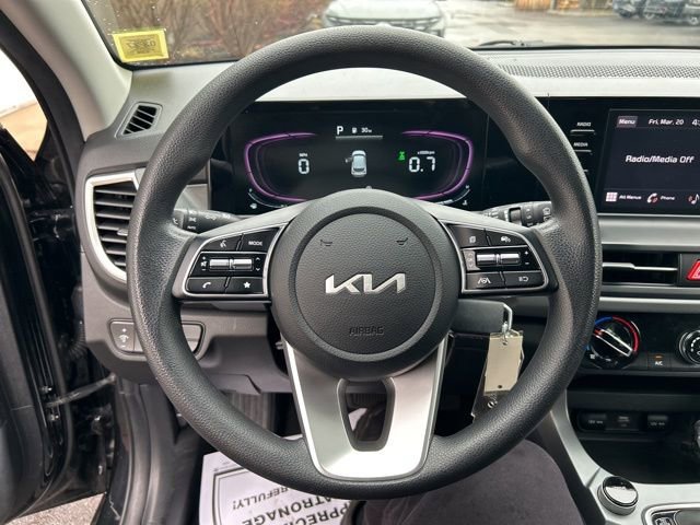 Used 2024 Kia Seltos LX image 18