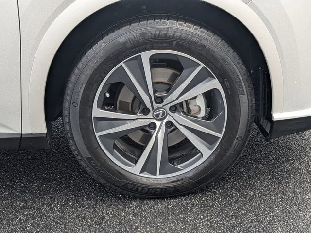 Used 2025 Lexus RX 350 Premium w/ Accessory Package (Z1) image 12