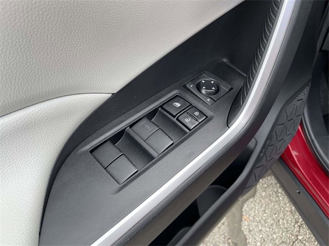 Used 2021 Toyota RAV4 XLE w/ XLE Grade Weather Package image 18