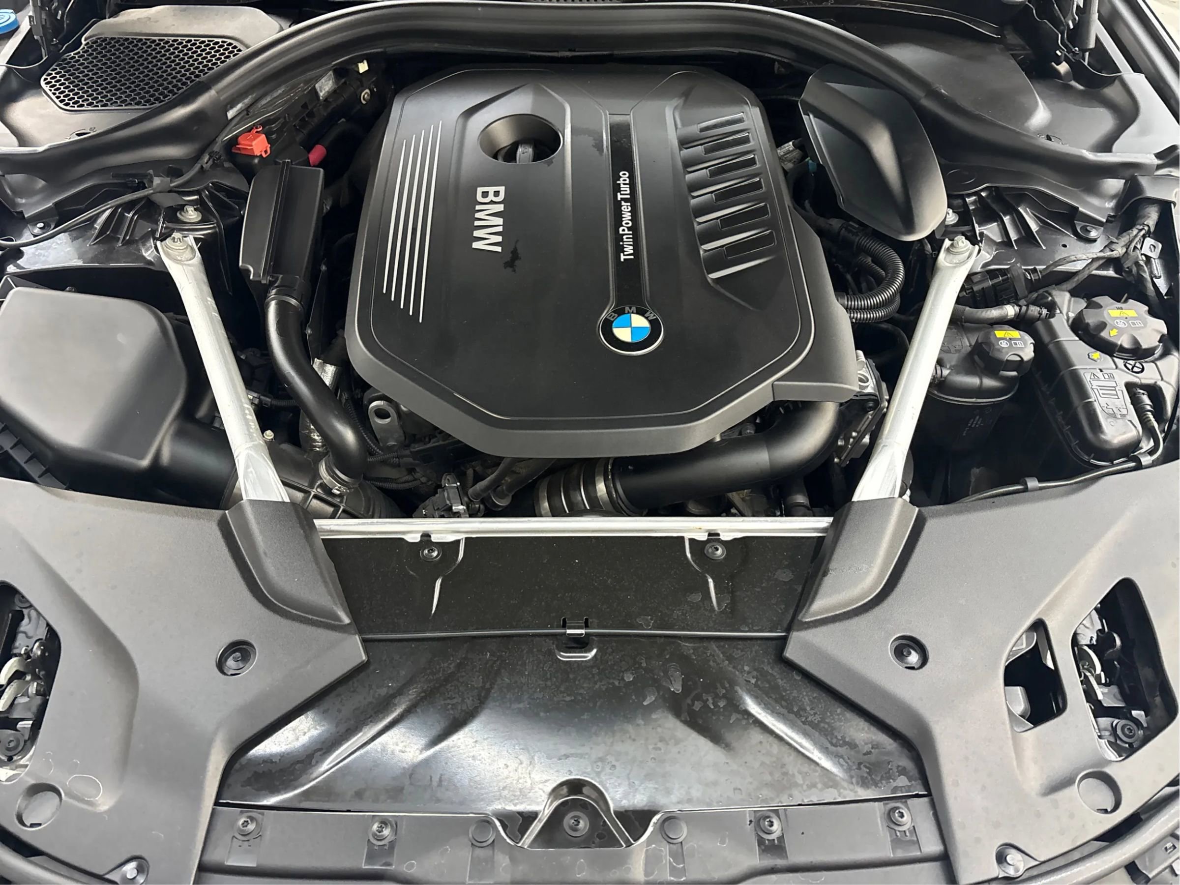 Used 2019 BMW 540i xDrive w/ Executive Package image 31