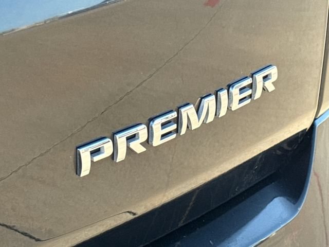 Used 2019 Chevrolet Traverse Premier w/ Driver Confidence II Package FWD image 10