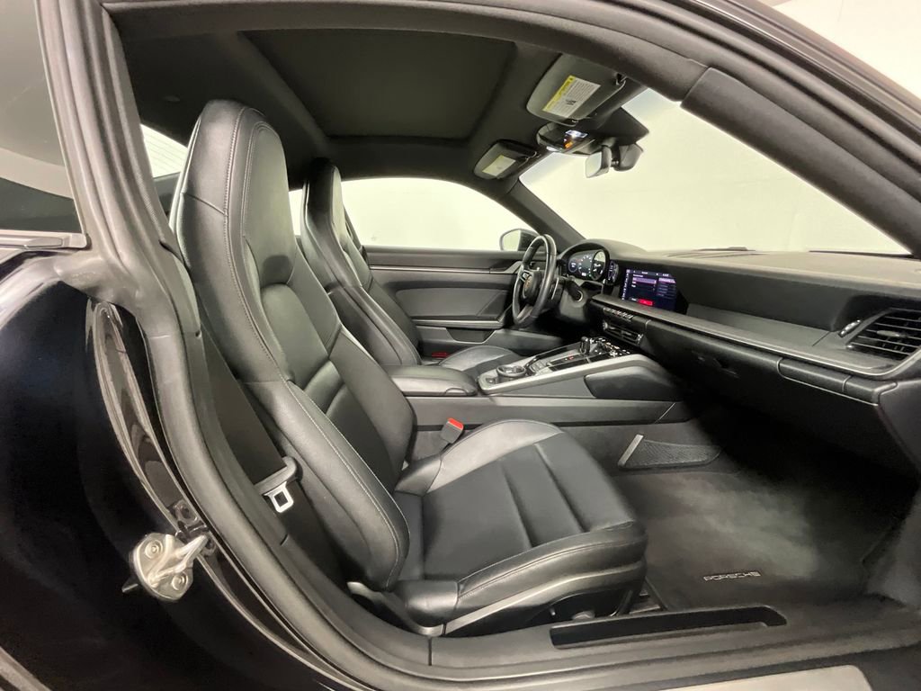 Used 2021 Porsche 911 Carrera RWD image 16