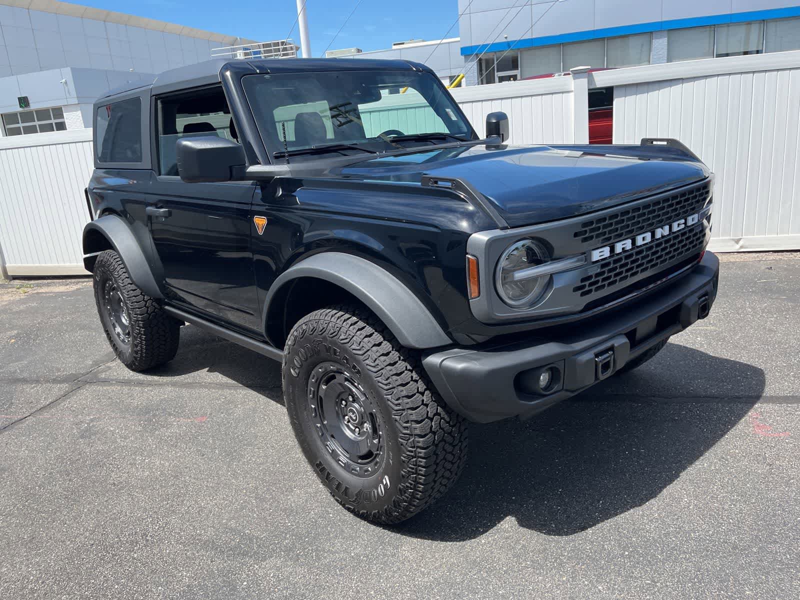 Used 2025 Ford Bronco Badlands w/ Sasquatch Package AWD/4WD image 19
