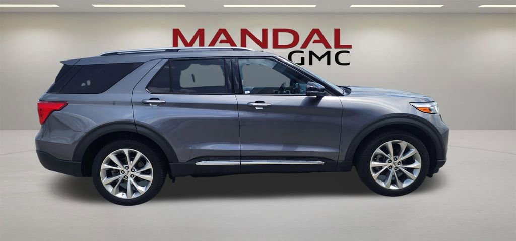 Used 2021 Ford Explorer Platinum w/ Equipment Group 601A AWD/4WD image 4