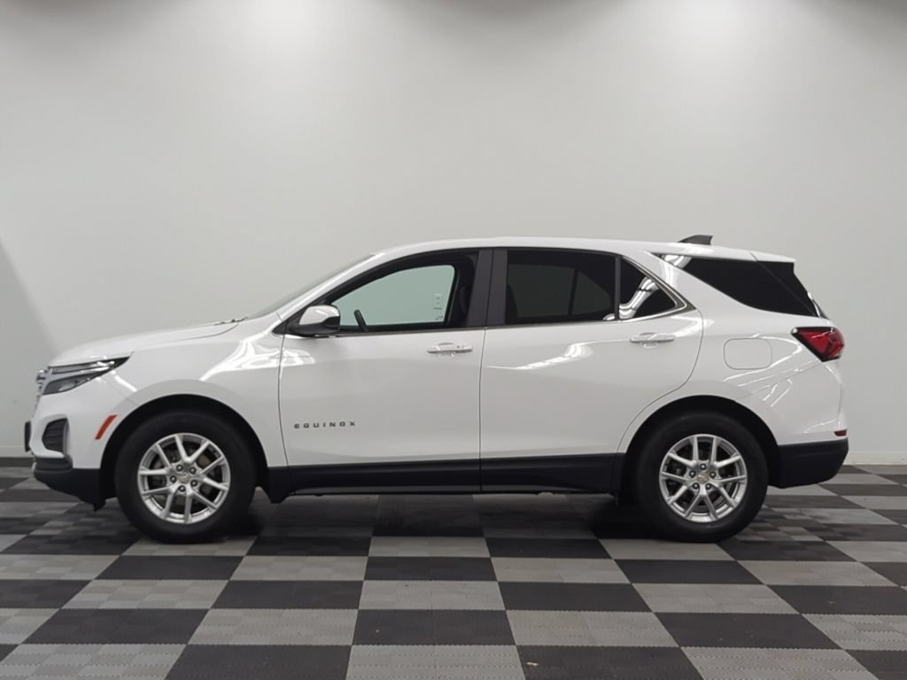 Used 2023 Chevrolet Equinox LT FWD image 4