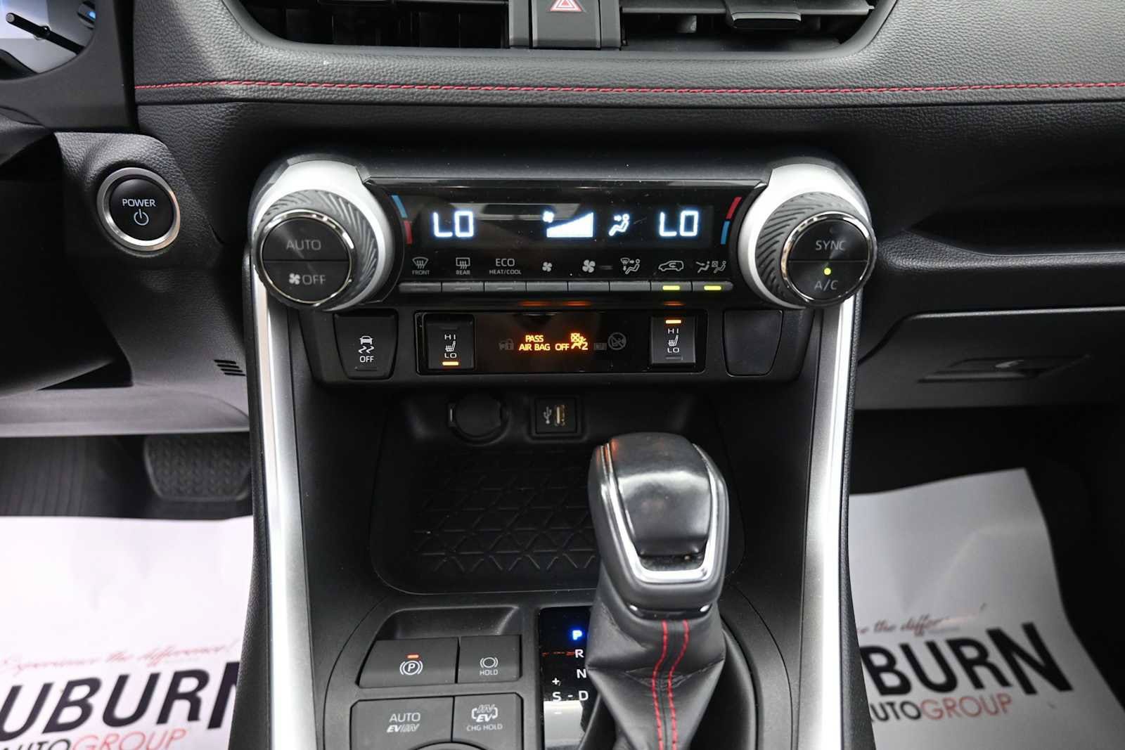 Used 2023 Toyota RAV4 SE w/ Weather & Moonroof Package AWD/4WD image 9