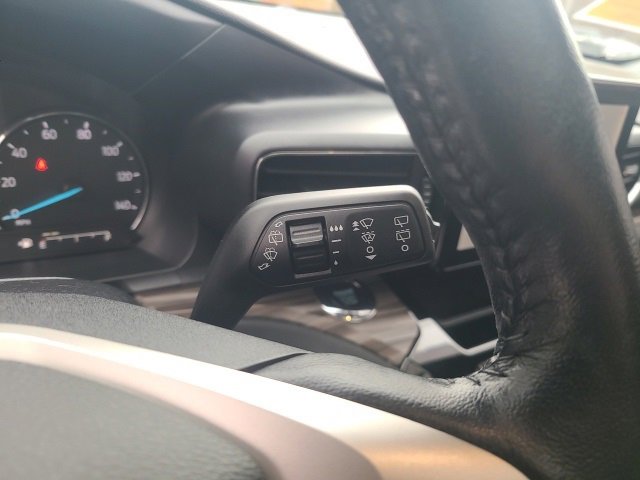 Used 2022 Ford Explorer Limited w/ Equipment Group 301A image 23