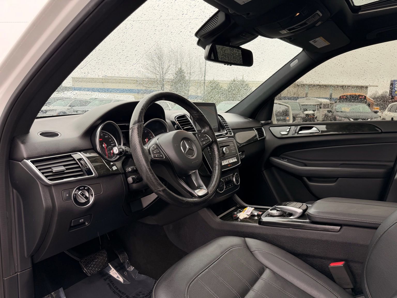 Used 2017 Mercedes-Benz GLE 350 4MATIC w/ Premium 1 Package image 11