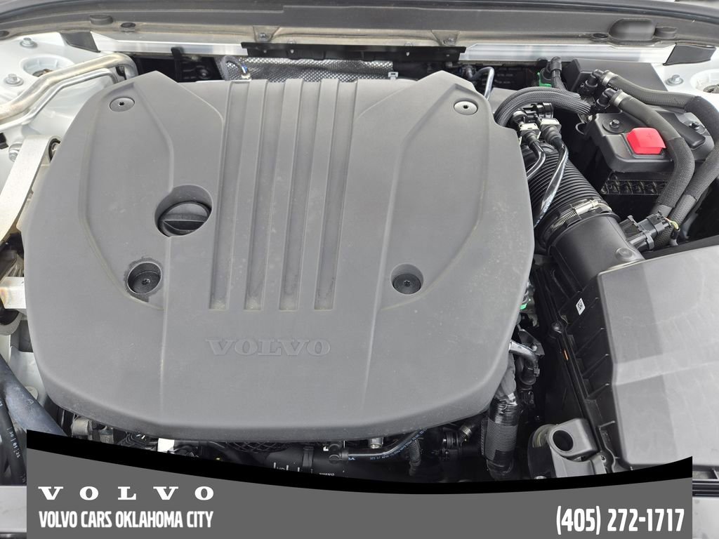 Certified 2025 Volvo V60 B5 Cross Country Plus image 30