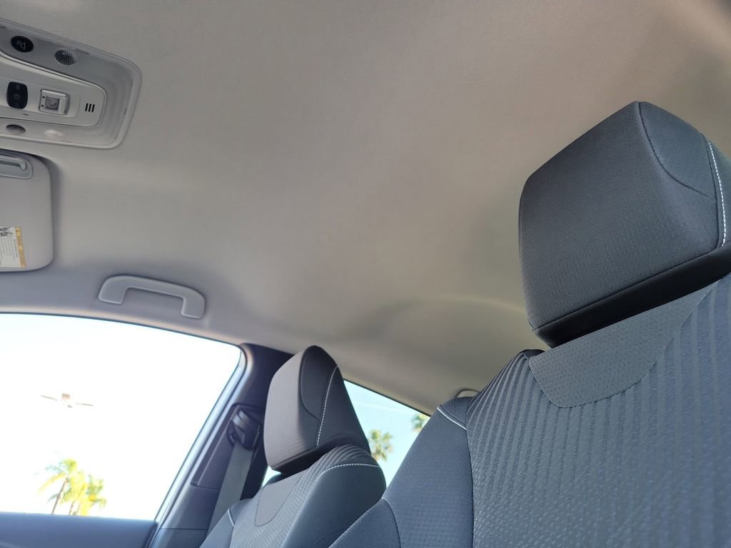 Used 2021 Toyota Prius Prime LE image 21