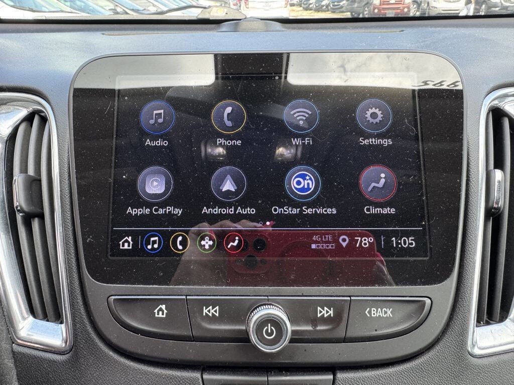 Used 2021 Chevrolet Malibu LT image 17