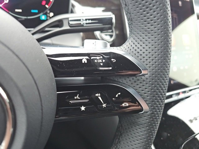 New 2026 Mercedes-Benz GLC 300 4MATIC image 17