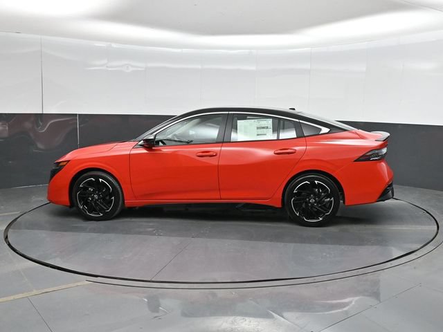Used 2026 Nissan Sentra SR w/ Floor Mat Package FWD image 10