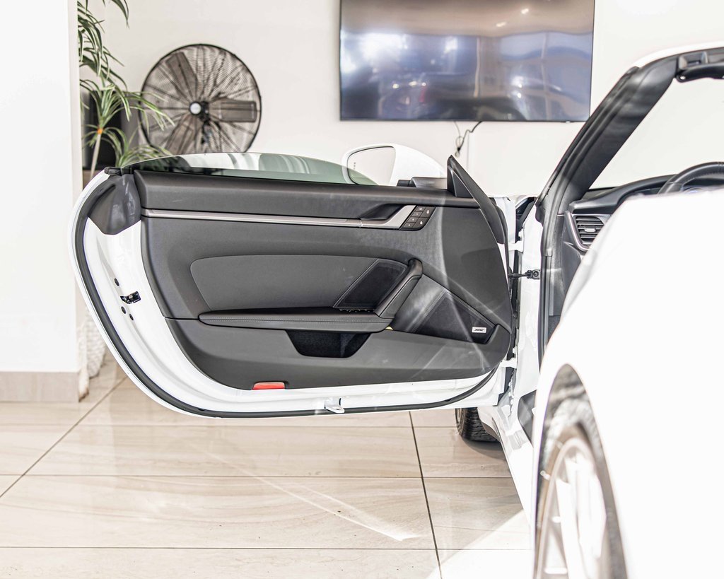 Used 2022 Porsche 911 Carrera 4S image 33