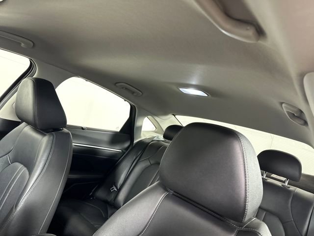 Used 2022 Hyundai Sonata Limited w/ Cargo Package image 12