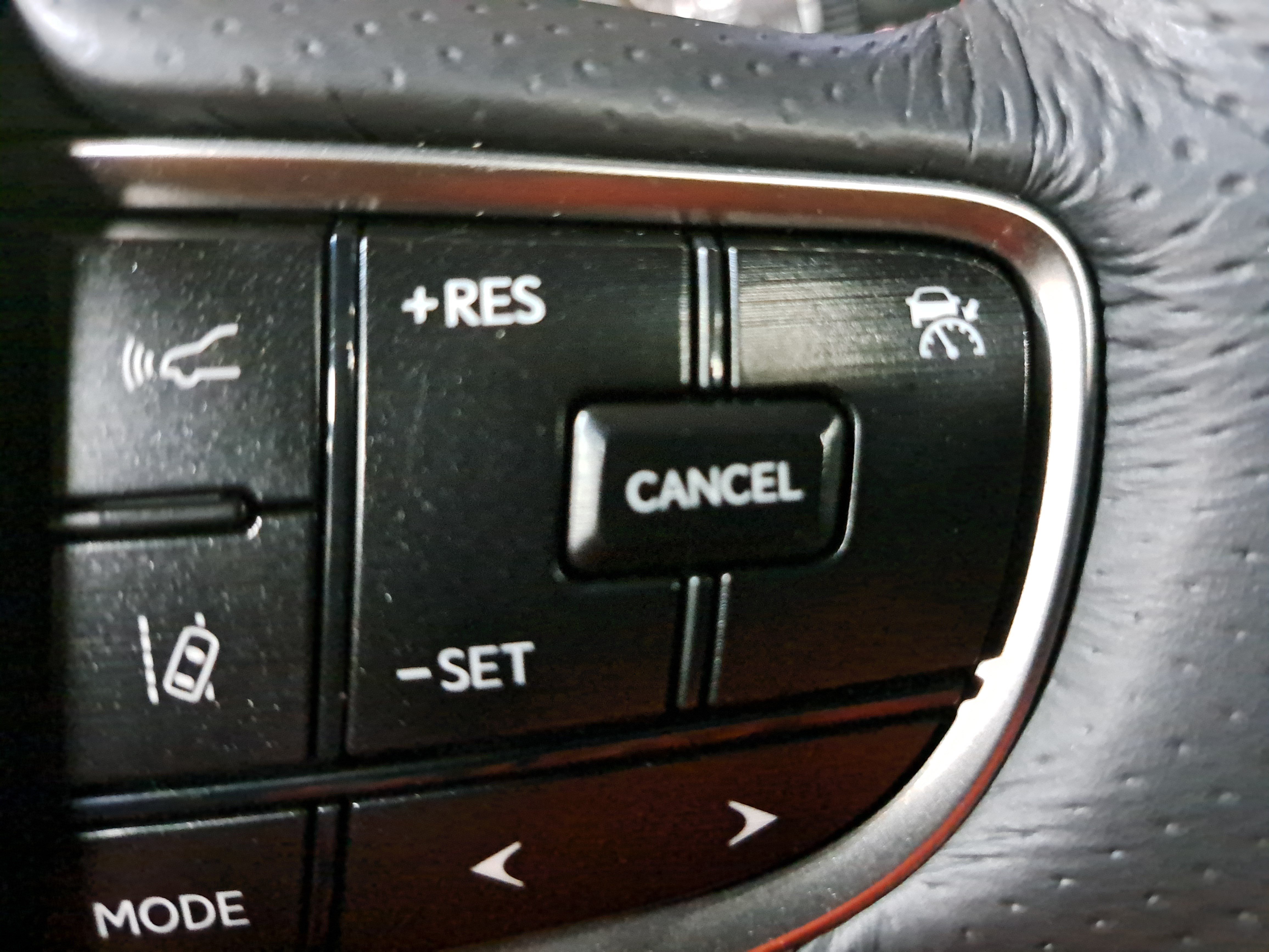 Used 2023 Lexus ES 350 F Sport w/ Accessory Package (Z1) FWD image 19