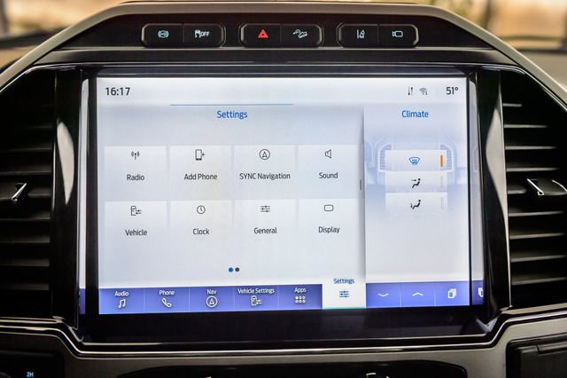 Used 2022 Ford F250 Lariat w/ Lariat Ultimate Package image 22