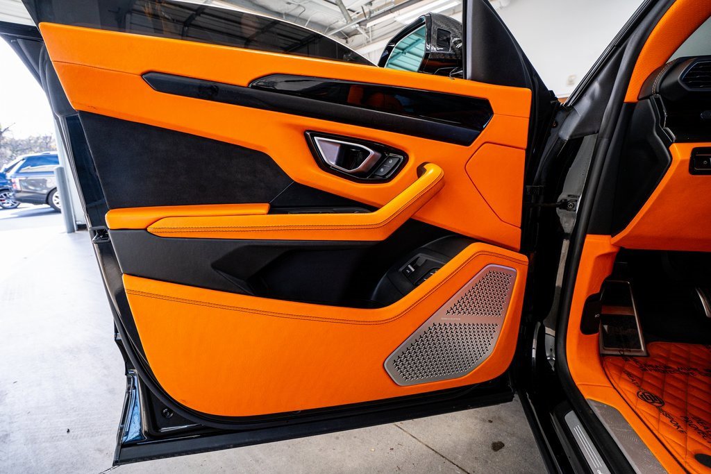 Used 2022 Lamborghini Urus image 44