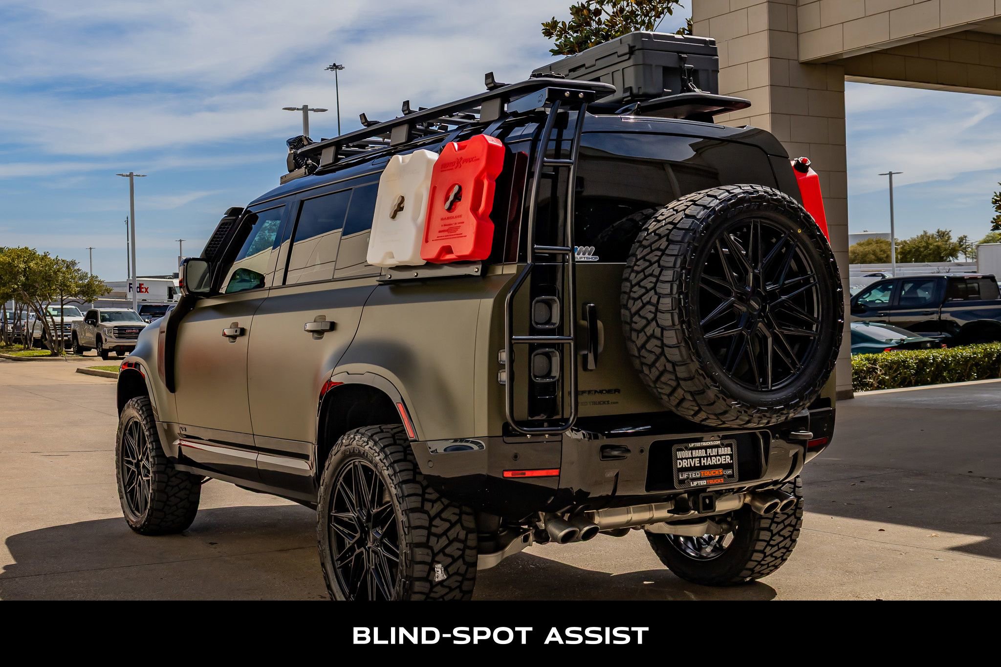 Used 2023 Land Rover Defender 110 V8 image 7