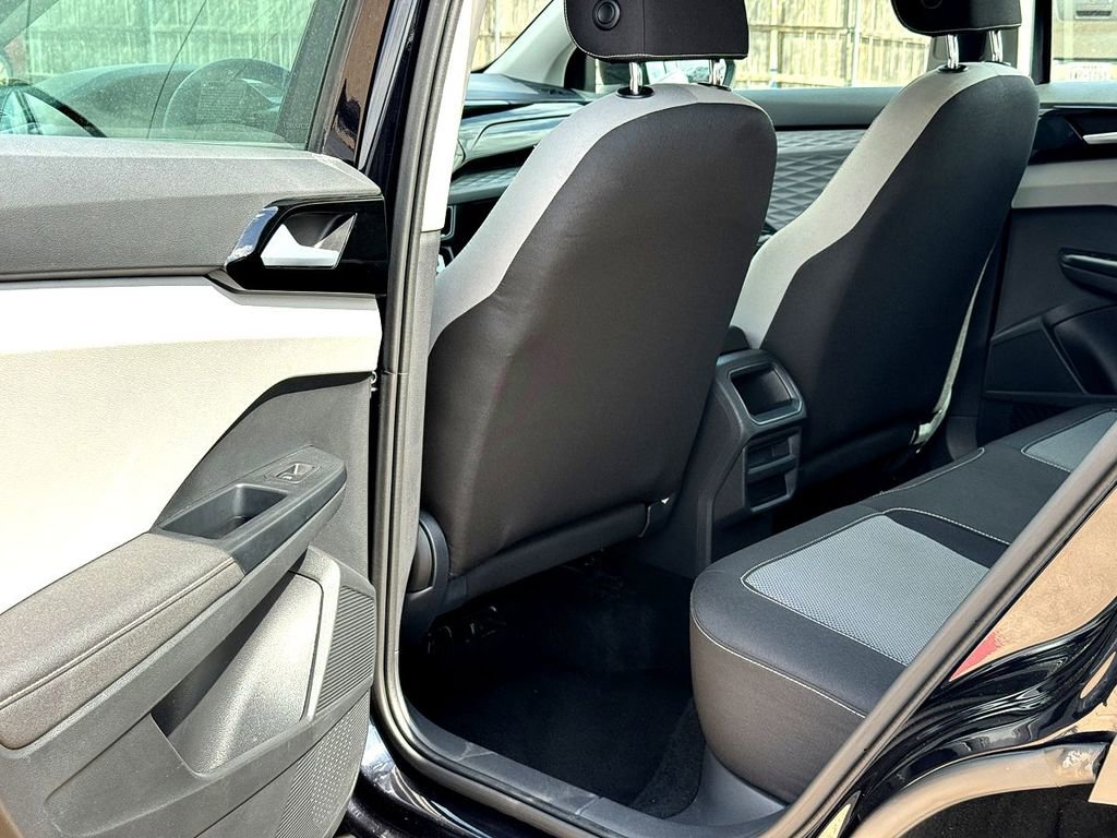 Used 2024 Volkswagen Taos S image 26