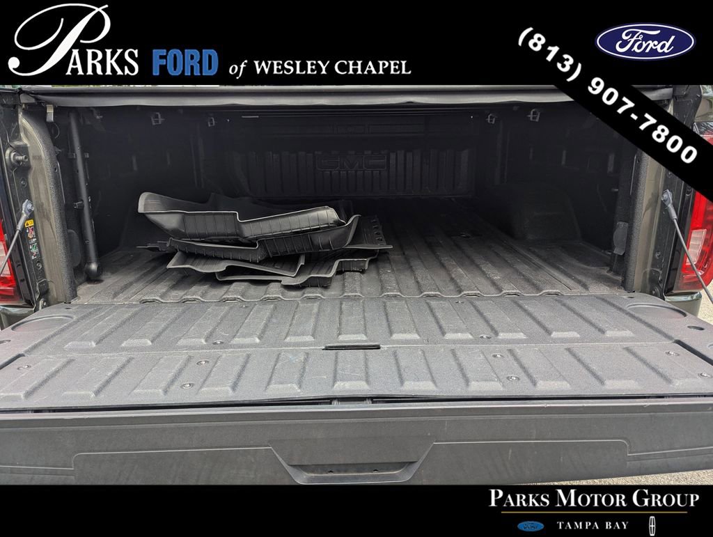 Used 2022 GMC Sierra 2500 SLT w/ SLT Premium Package AWD/4WD image 8
