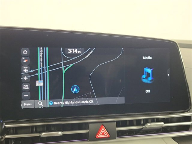 Certified 2025 Hyundai Elantra Limited image 32