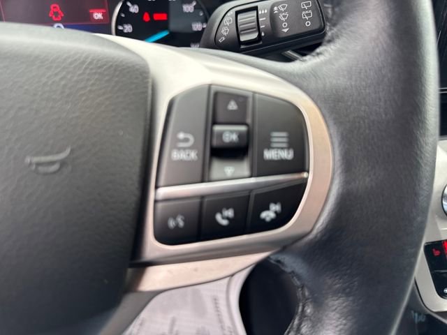 Used 2022 Ford Explorer XLT w/ Equipment Group 202A image 34