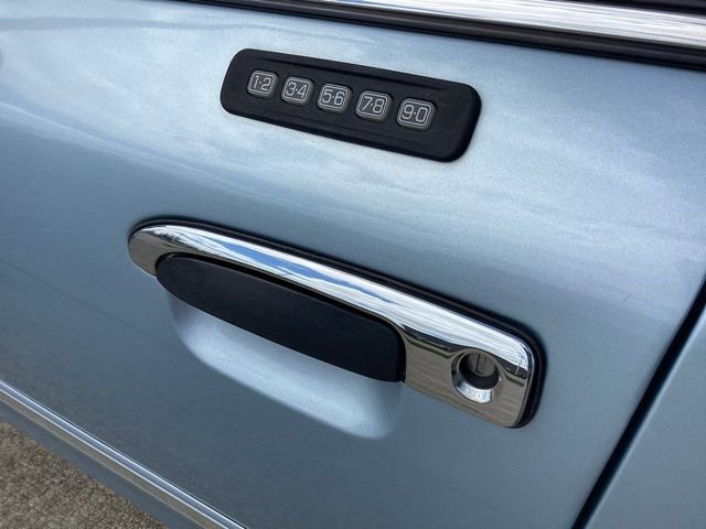 Used 2010 Mercury Grand Marquis LS image 23