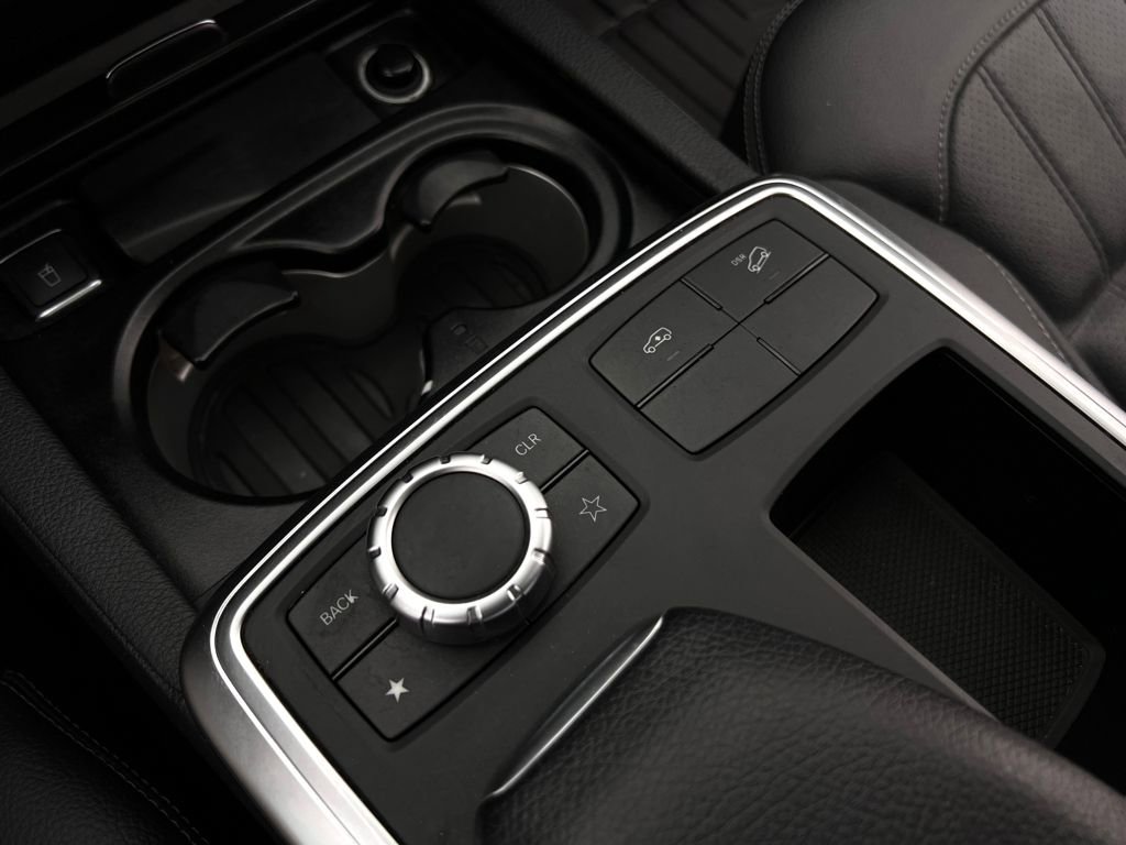 Used 2016 Mercedes-Benz GL 320 GL 350 image 30