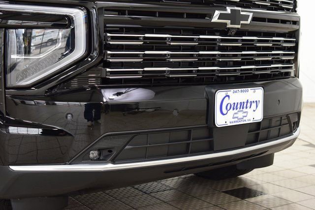 New 2026 Chevrolet Suburban High Country AWD/4WD image 13