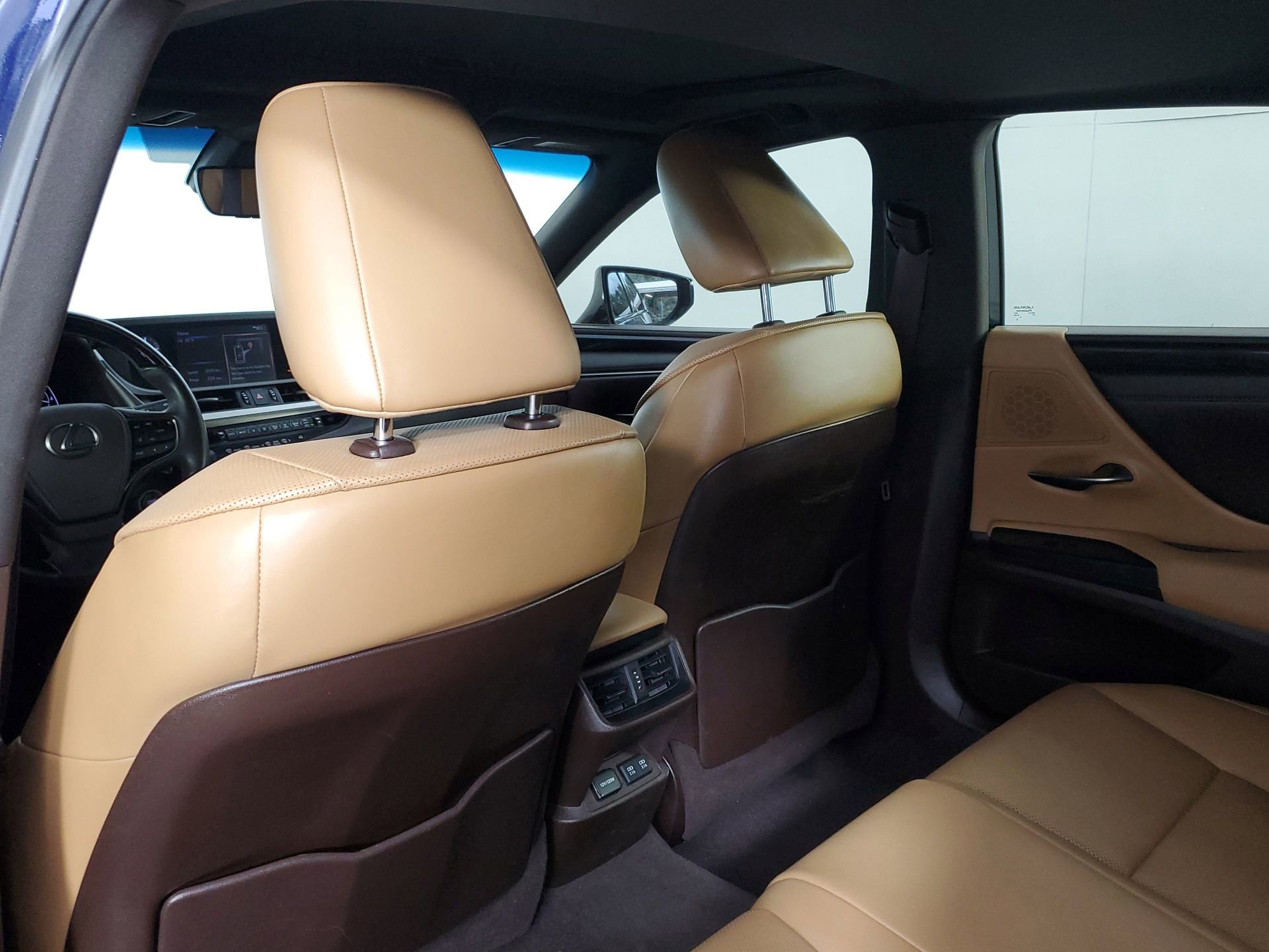 Used 2020 Lexus ES 350 w/ Premium Package image 48