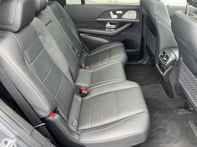 Used 2022 Mercedes-Benz GLS 450 4MATIC image 8