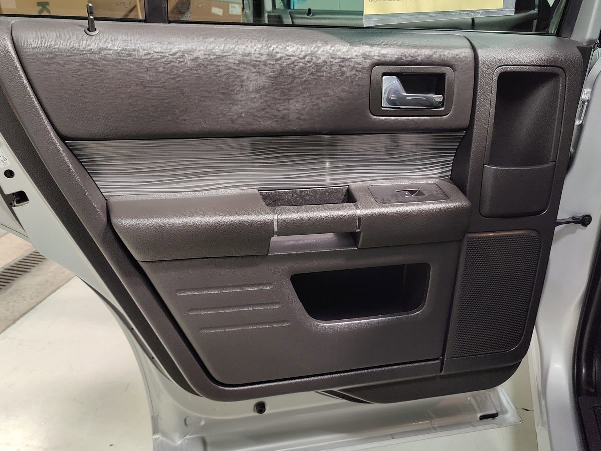 Used 2018 Ford Flex SEL w/ Equipment Group 202A image 44