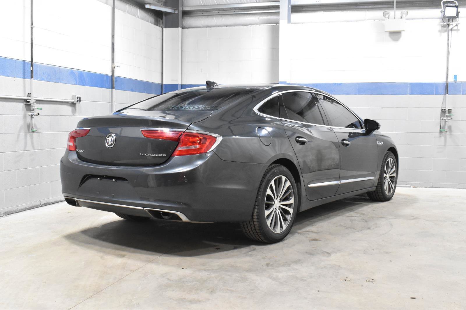 Used 2017 Buick LaCrosse Essence w/ Sun and Shade Package FWD image 27