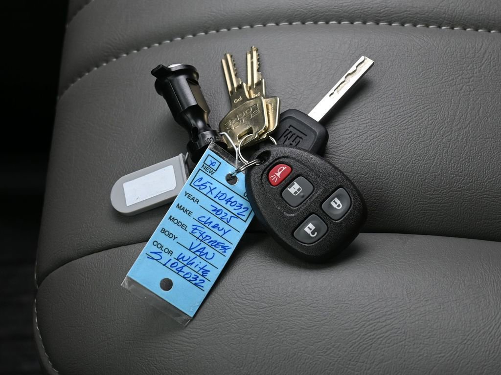 New 2025 Chevrolet Express 2500 w/ Driver Convenience Package image 17