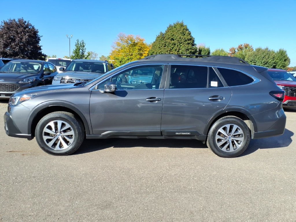 Used 2020 Subaru Outback Premium AWD/4WD image 2