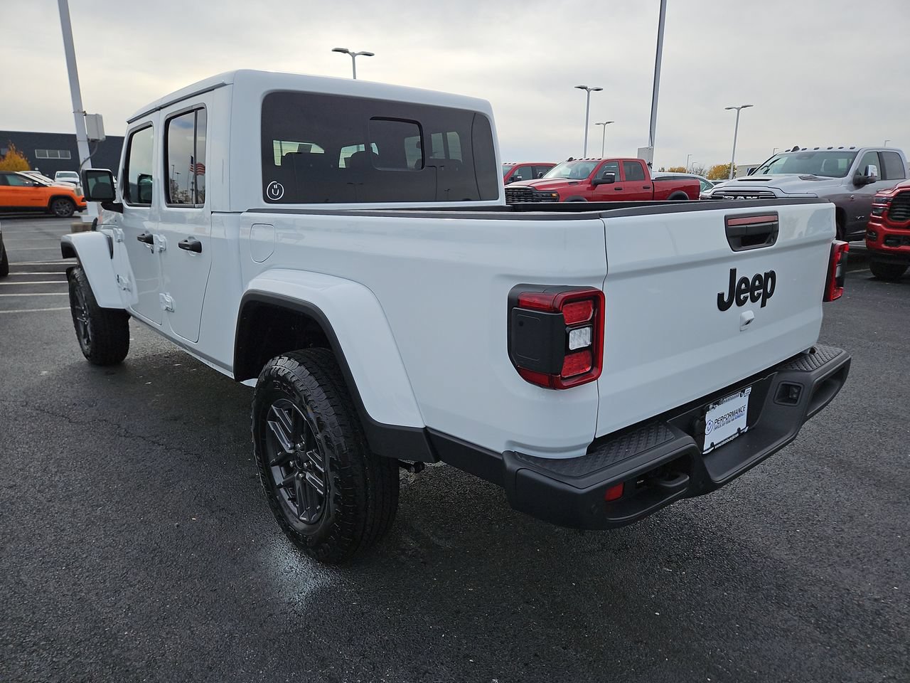 New 2026 Jeep Gladiator Sport AWD/4WD image 5