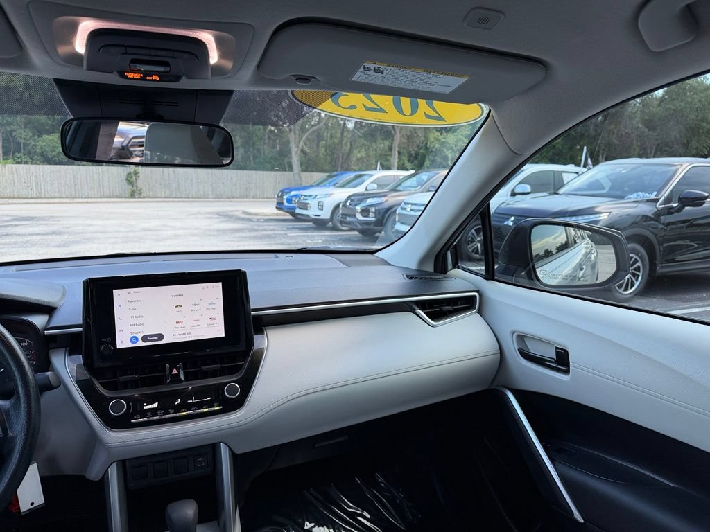 Used 2023 Toyota Corolla Cross L FWD image 26