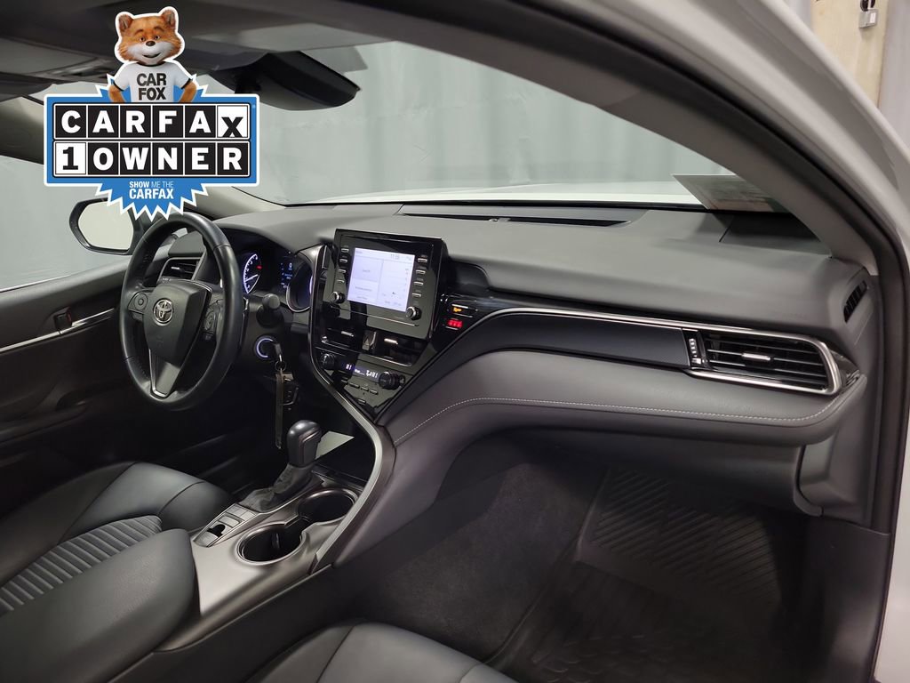 Used 2022 Toyota Camry SE image 26