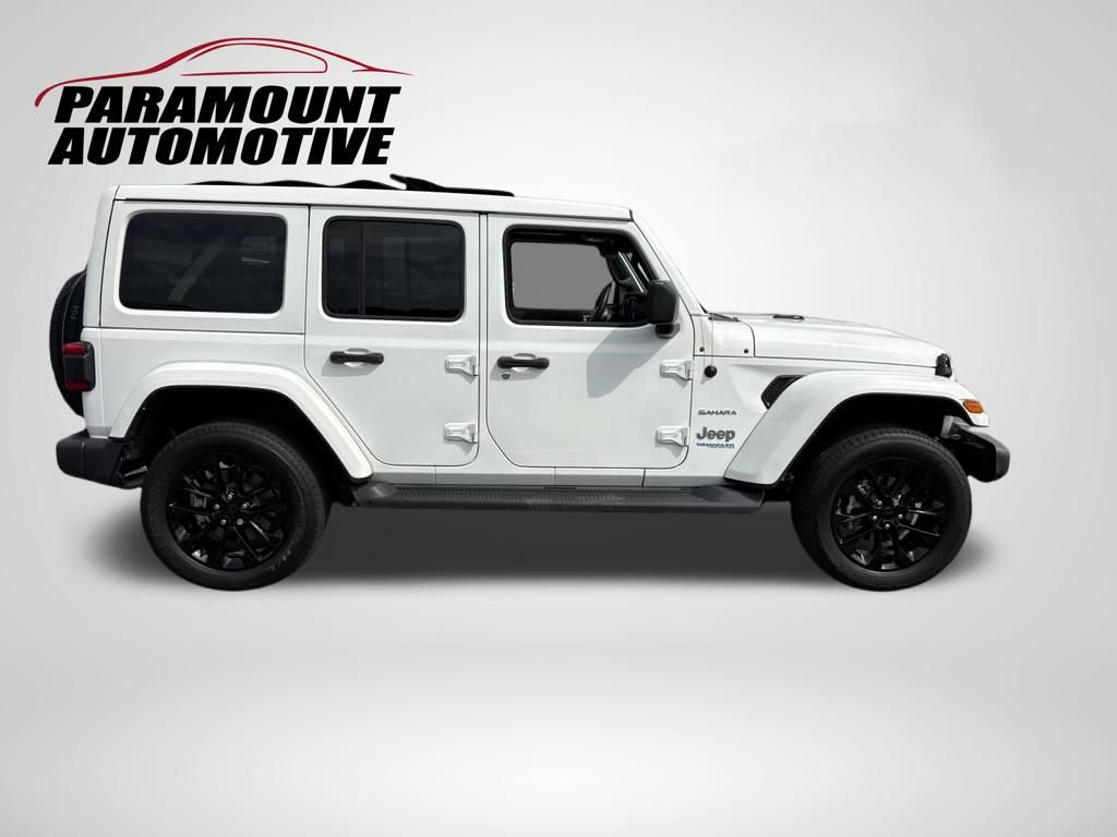 Used 2022 Jeep Wrangler Unlimited Sahara w/ Cold Weather Group AWD/4WD image 3