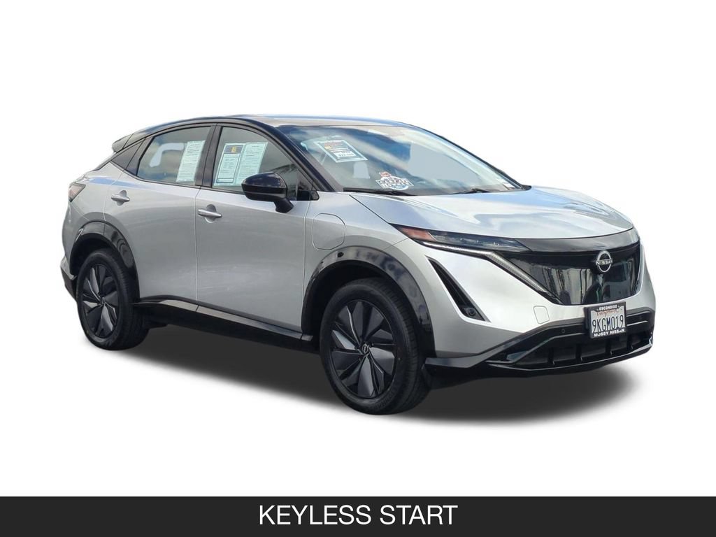 Used 2023 Nissan Ariya AWD image 2