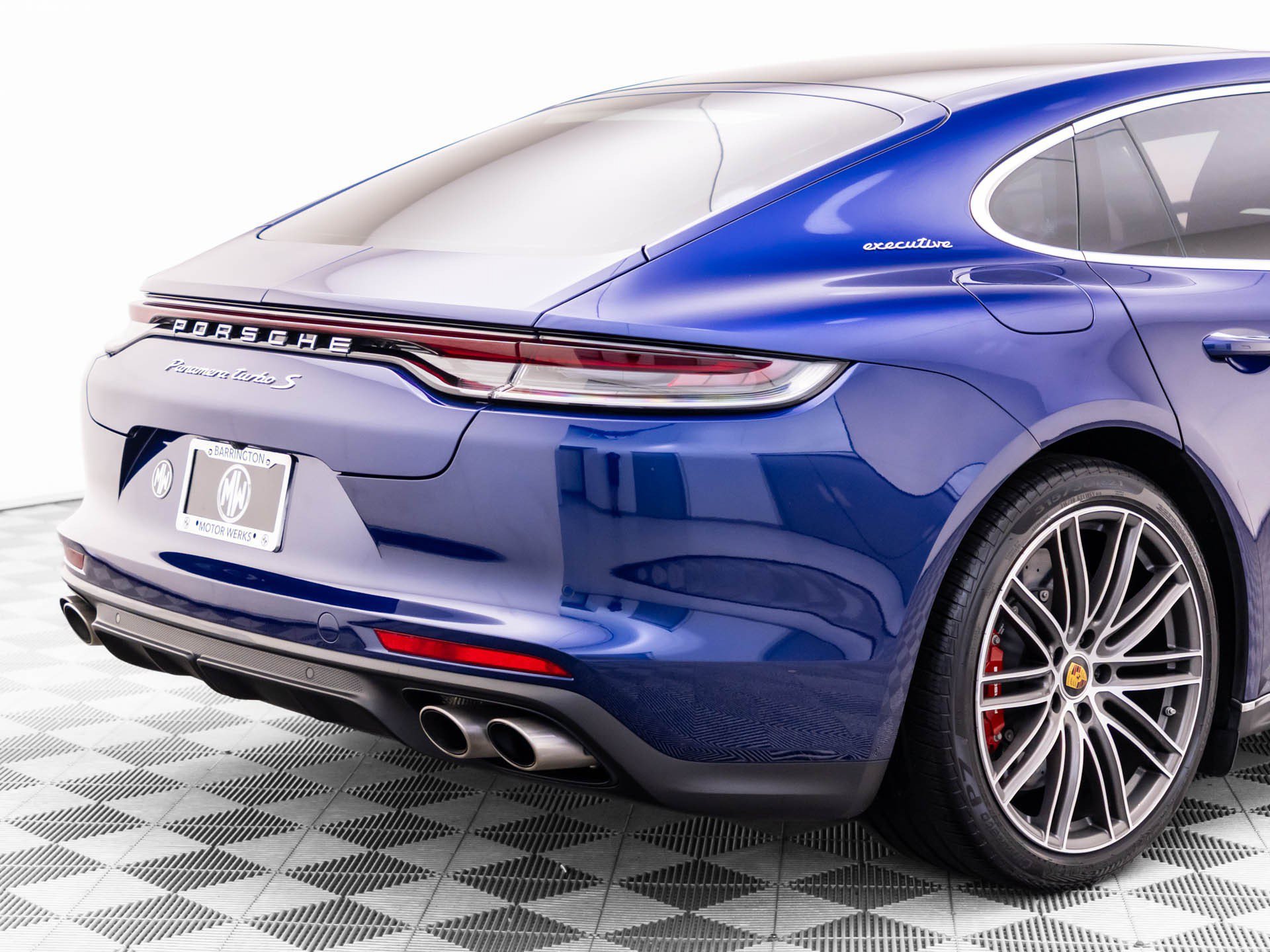 Used 2023 Porsche Panamera Turbo S Executive AWD/4WD image 36